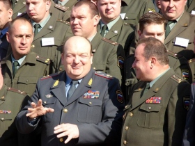 Александр Реймер (в центре), фото http://keep4u.ru/