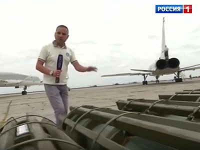 Загрузка бомб, скрин репортажа "России-1". Источник - www.youtube.com/watch?v=QPDQYuDgYsU