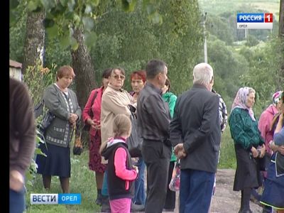 Съемка жителей села Селихово в "Вести-Орел". Фото: скриншот видео oryol.ruс