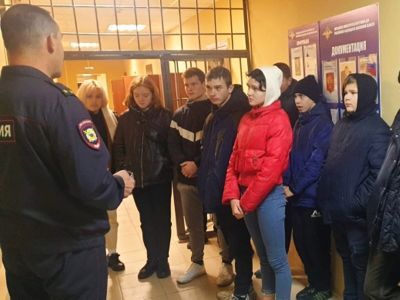 Школьники в спецприемнике. Фото: Александр Воронин, Каспаров.Ru